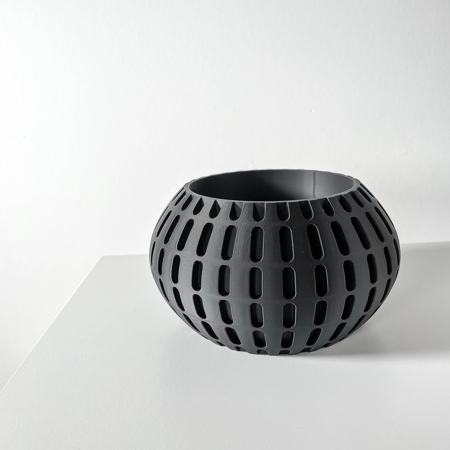 The Xander Planter