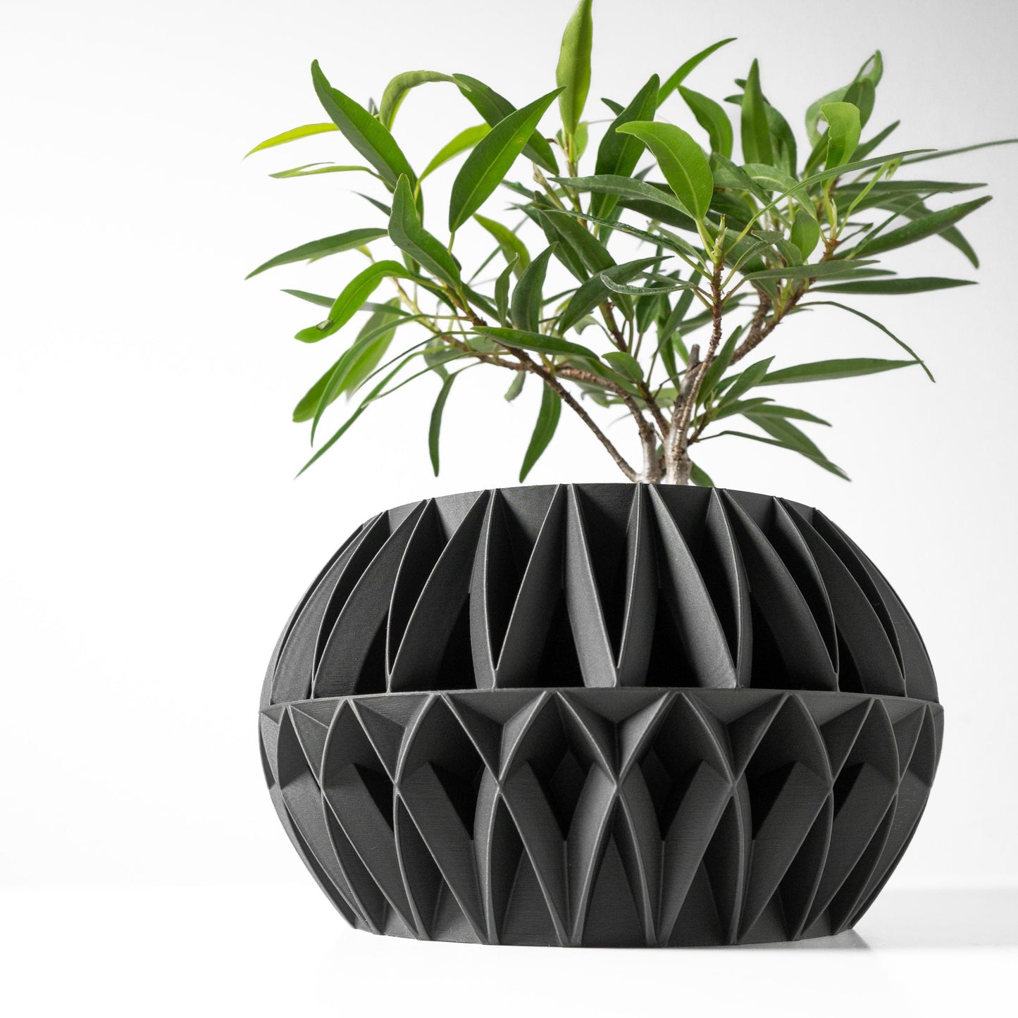 The Oku Planter