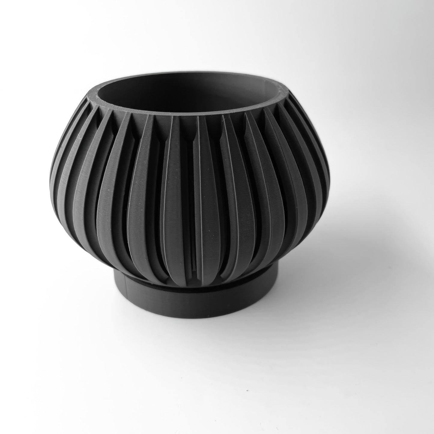 The Leno Planter