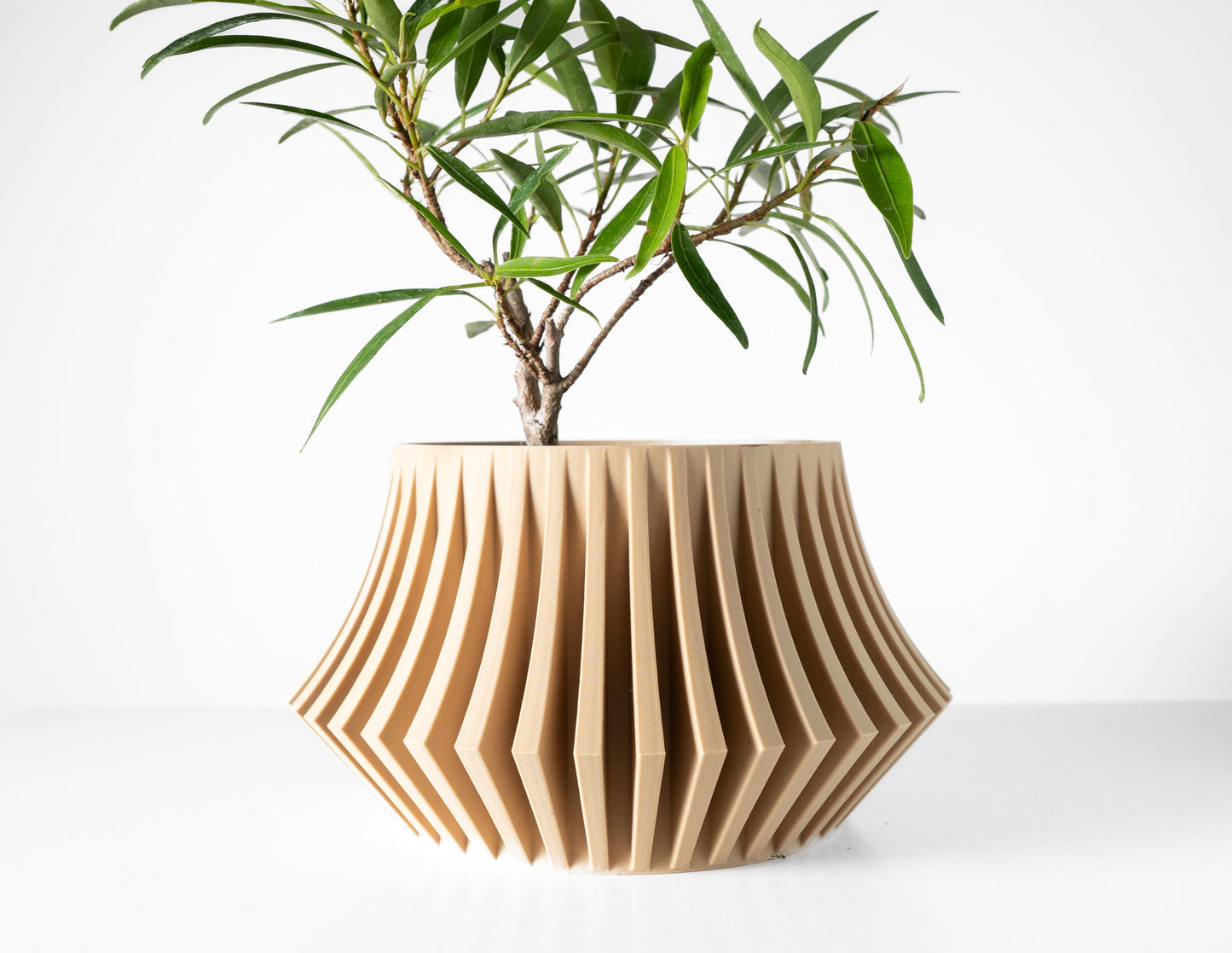 The Jasen Planter