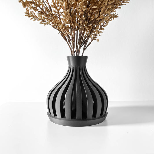 The Lumis Vase