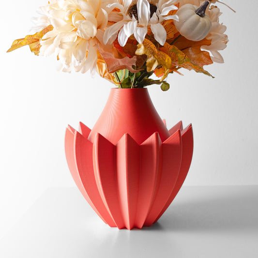 The Makio Vase