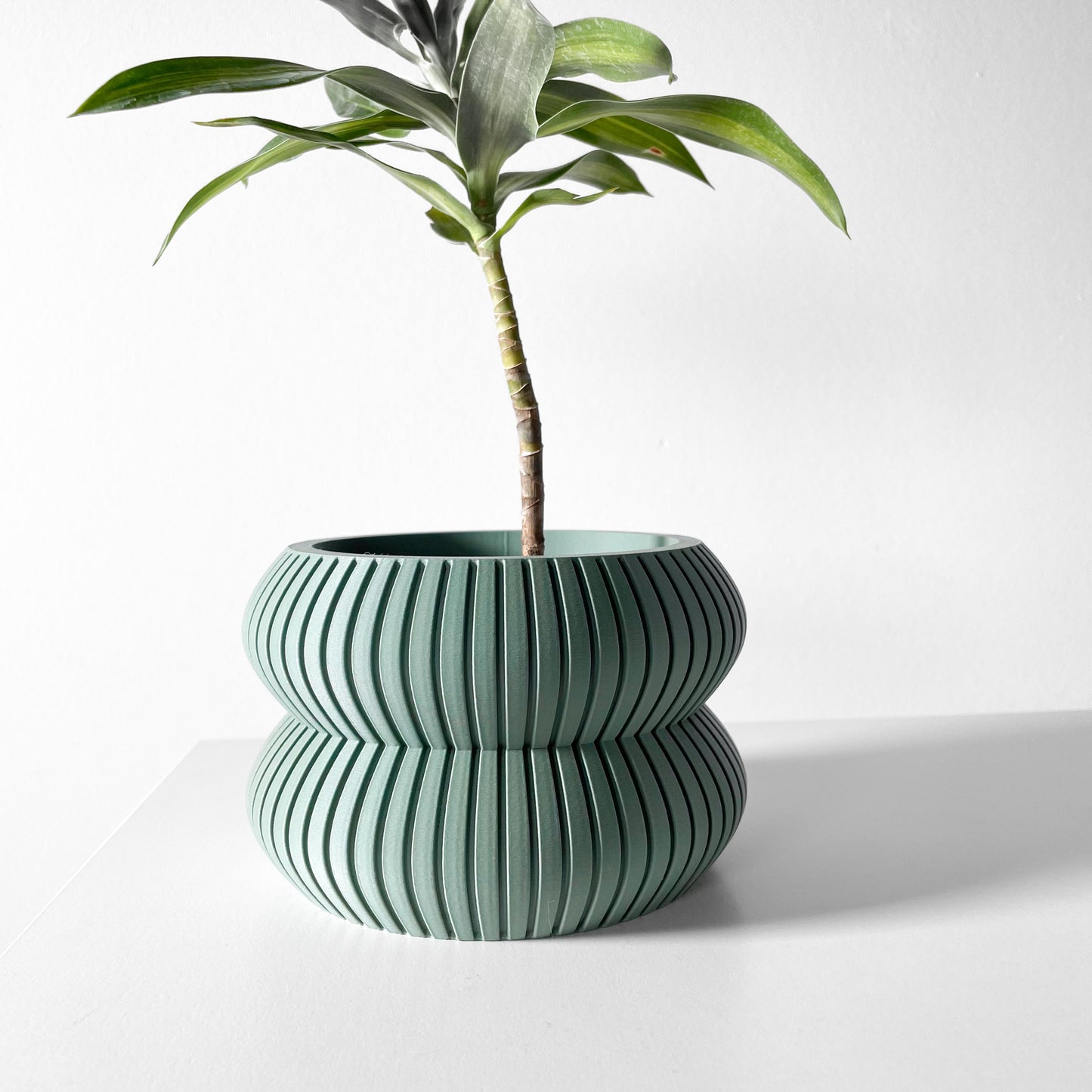 The Milo Planter